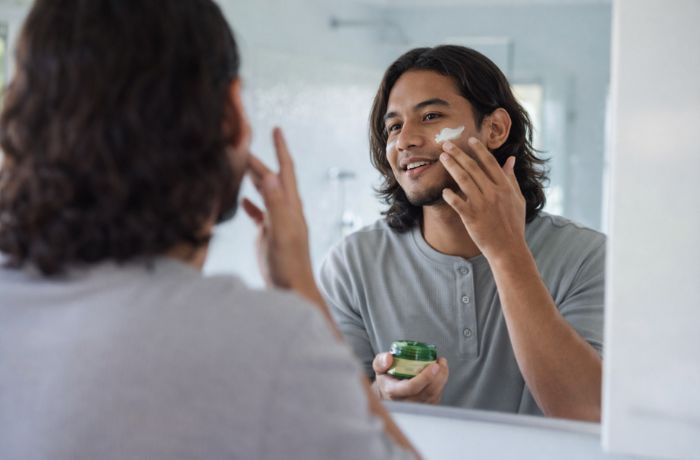 Niacinamide Dipakai Sudah Lama, Tapi Kenapa Hasilnya Beda-Beda?